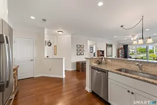 714 Center Meadow Ln, Danbury, CT 06810 - Photo 6