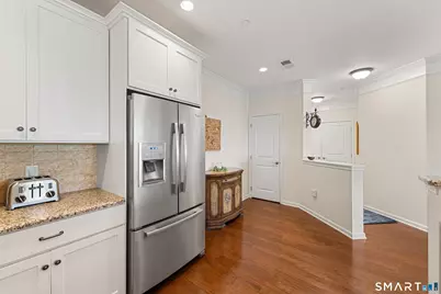 714 Center Meadow Lane #714, Danbury, CT 06810 - Photo 4