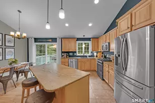 76 Juniper Way, Brooklyn, CT 06234 - Photo 2