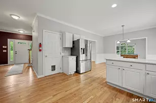 52 Tram Dr, Oxford, CT 06478 - Photo 10