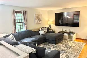 2 Oakridge Dr, Old Lyme, CT 06371 - Photo 2