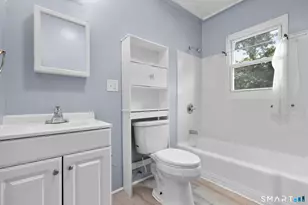 65 Drake St, Waterbury, CT 06704 - Photo 12