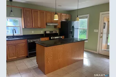 18 Summit Street, Derby, CT 06418 - Photo 4