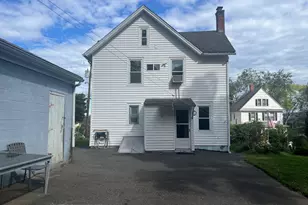 18 Summit St, Derby, CT 06418 - Photo 32
