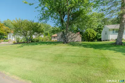 44 Middlebrook Road, Newington, CT 06111 - Photo 2