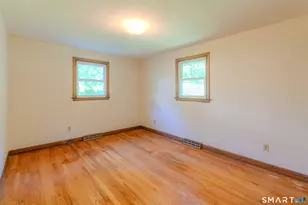 44 Middlebrook Rd, Newington, CT 06111 - Photo 10