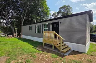 44 Norwich Ave, Norwich, CT 06360 - Photo 1