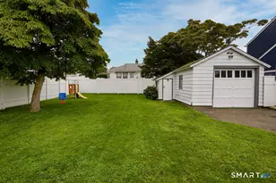 10 Silk St, Norwalk, CT 06850 - Photo 22