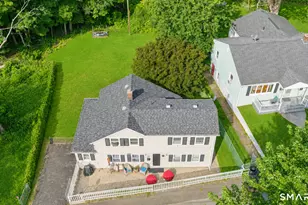 7 N Beacon St, Waterbury, CT 06704 - Photo 4