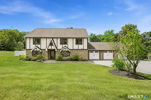 37 Tunnel Rd, Newtown, CT 06470 - Photo 2