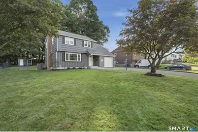 102 Clarendon Terrace, Newington, CT 06111 - Photo 2