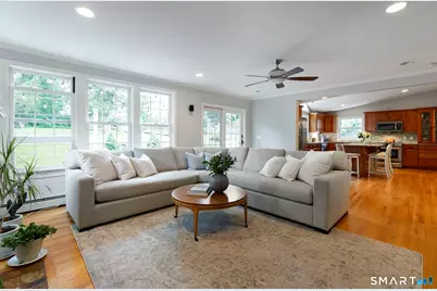 49 Glenbrook Road, West Hartford, CT 06107 - Photo 4