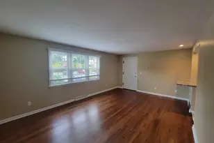 63 Robert Treat Dr, Milford, CT 06460 - Photo 12