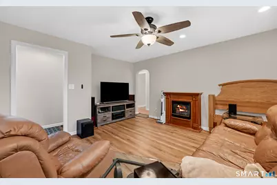 34 Brighton Street, Waterbury, CT 06704 - Photo 8