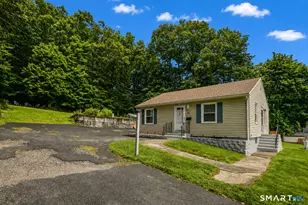 34 Brighton St, Waterbury, CT 06704 - Photo 2