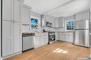 54 Fleet St, Bridgeport, CT 06606 - Photo 12