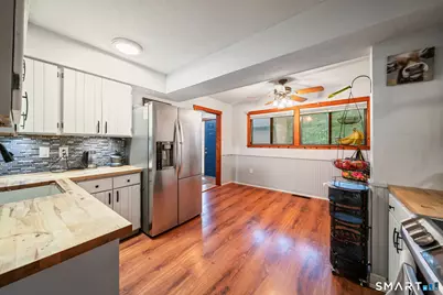 8 Woods Way #8, Woodbury, CT 06798 - Photo 6