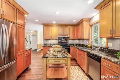 323 Upper Grassy Hill Road, Woodbury, CT 06798 - Photo 10