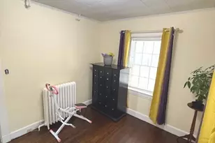 610 Wilmot Ave, Bridgeport, CT 06607 - Photo 14