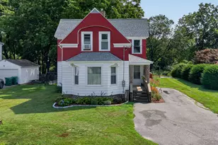 29 Miner Ave, Waterford, CT 06385 - Photo 2