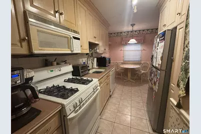 50 Greenhouse Road #58B, Bridgeport, CT 06606 - Photo 2
