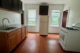 97-99 Victoria Rd, Hartford, CT 06114 - Photo 10