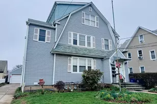 47 Clover St, Stratford, CT 06614 - Photo 2