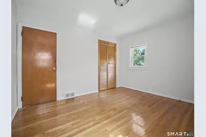 141 Corrigan Avenue, Meriden, CT 06451 - Photo 14