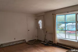 11 Sunset Ave, Ledyard, CT 06339 - Photo 2