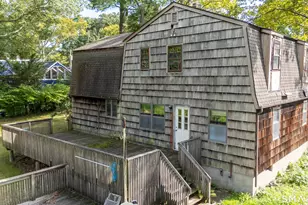 250 Pilgrim Rd, Bridgeport, CT 06610 - Photo 4