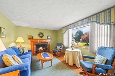 11 Monroe Road, Enfield, CT 06082 - Photo 4