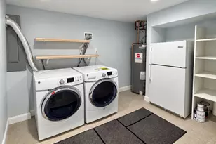 240 Wardwell St, Stamford, CT 06902 - Photo 16
