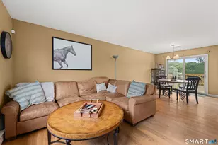 8 Meadow Dr, Oxford, CT 06478 - Photo 10