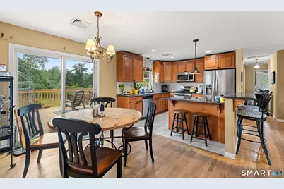 8 Meadow Drive, Oxford, CT 06478 - Photo 6