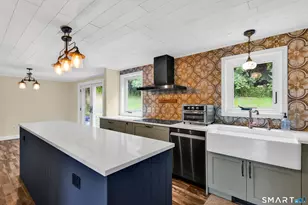 9 Candlewood Ln, Granby, CT 06035 - Photo 4