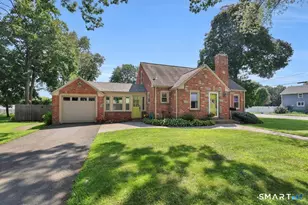 200 Woodland St, Manchester, CT 06042 - Photo 2