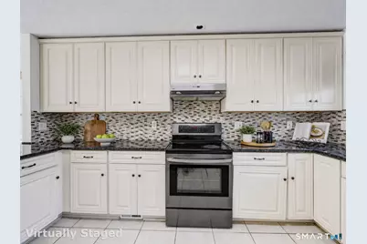 29 Fenwood Avenue, West Hartford, CT 06110 - Photo 10