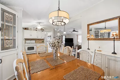 26 Woodland Park, Shelton, CT 06484 - Photo 10