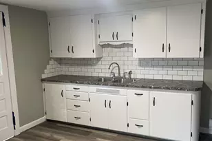 9 Garden St, Bristol, CT 06010 - Photo 2