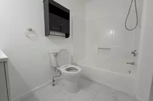 28 Santoro St, Waterbury, CT 06704 - Photo 6
