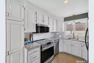 100 Dudley Avenue #F30, Old Saybrook, CT 06475 - Photo 16