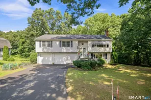 4 Woodland Hollow St, Windsor Locks, CT 06096 - Photo 1