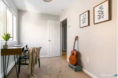 516 Indian Avenue, Bridgeport, CT 06606 - Photo 10