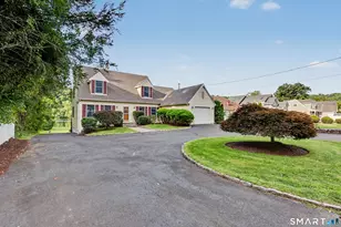 60 Housatonic Dr, Newtown, CT 06482 - Photo 6