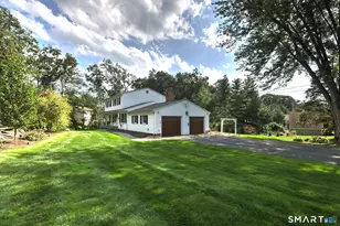 30 Dartmouth Dr, Shelton, CT 06484 - Photo 2