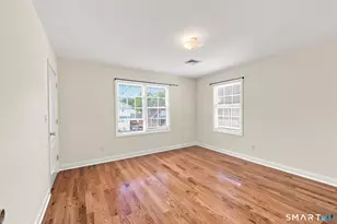 35 Woodrow St, Stamford, CT 06902 - Photo 14