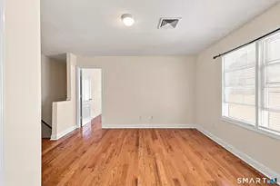 35 Woodrow St, Stamford, CT 06902 - Photo 4