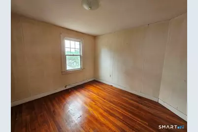 112 Vauxhall Street, New London, CT 06320 - Photo 14