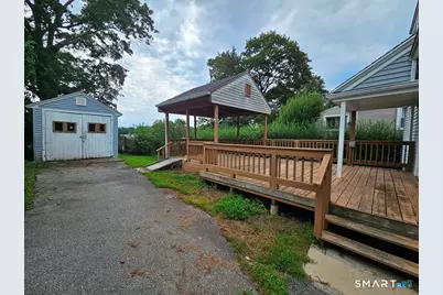 112 Vauxhall Street, New London, CT 06320 - Photo 4