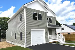 17 Dracut Ave, Waterbury, CT 06704 - Photo 6